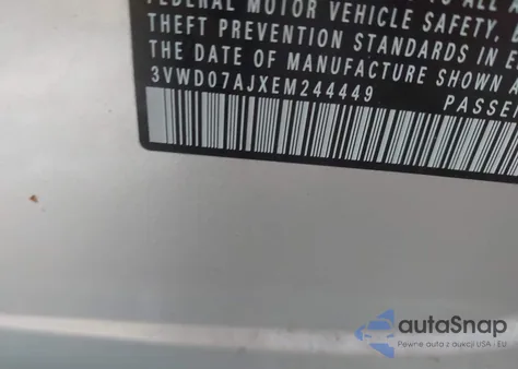 2014 Volkswagen Jetta 1.8T Se z USA, uszkodzony, nr VIN 3VWD07AJXEM244449